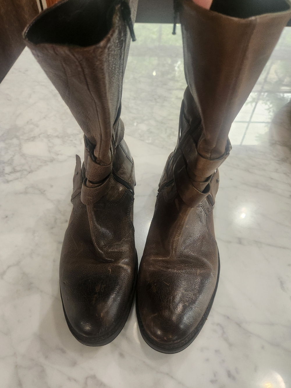 Vera Wang Brown Leather Mid-Calf Heeled Boots, Used, Good Condition.